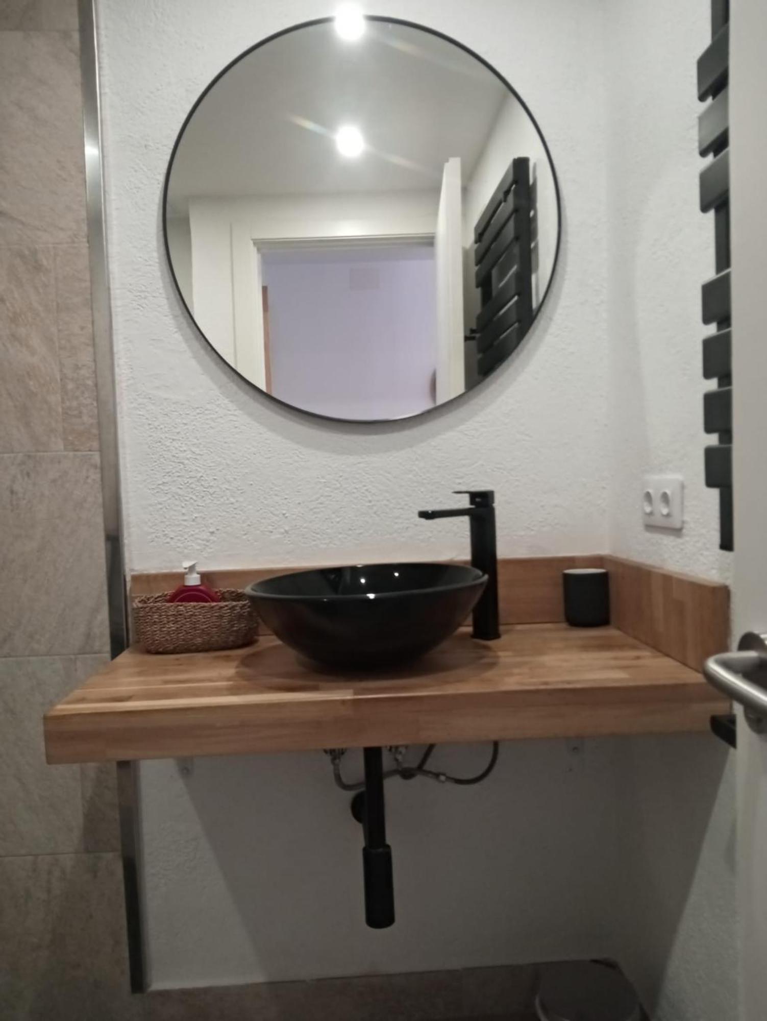 Com A Casa Apartment Falset Luaran gambar